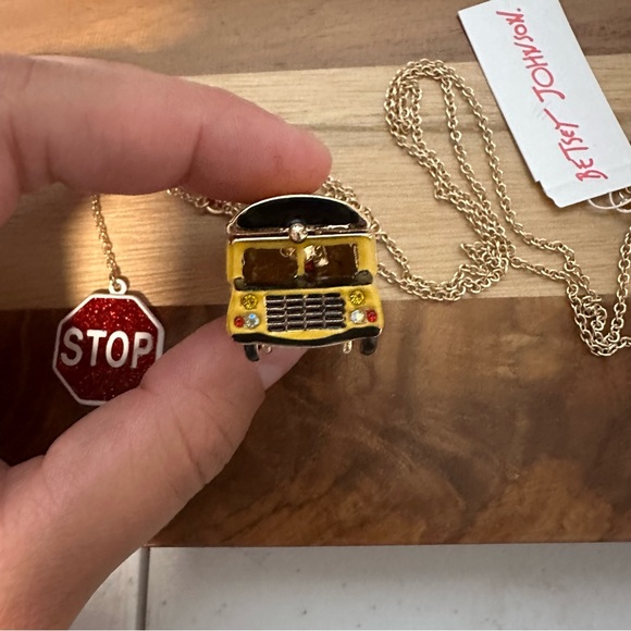 Betsey Johnson BACK TO SCHOOL Gold Tone Yellow Bus Heart Locket Long Necklace - Picture 4 of 5